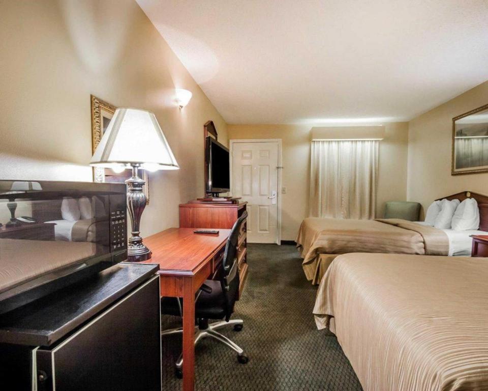 Quality Inn Arab Hwy 231 Екстериор снимка