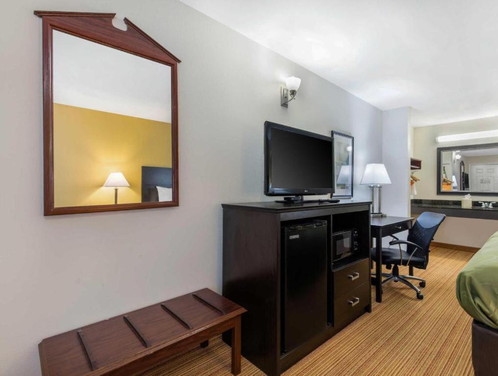 Quality Inn Arab Hwy 231 Екстериор снимка