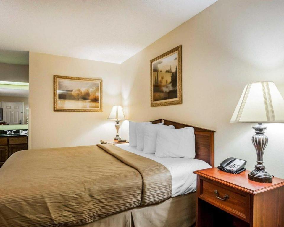 Quality Inn Arab Hwy 231 Екстериор снимка