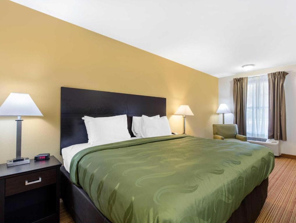 Quality Inn Arab Hwy 231 Екстериор снимка